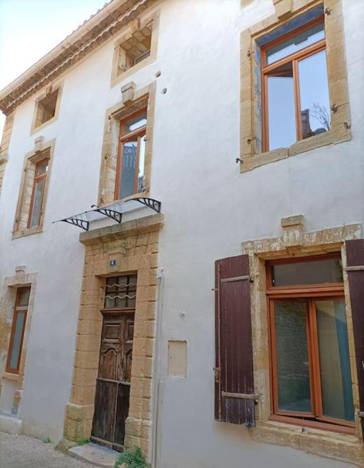 T2 Duplex "Chez Evelyne" Lejlighed Remoulins Eksteriør billede