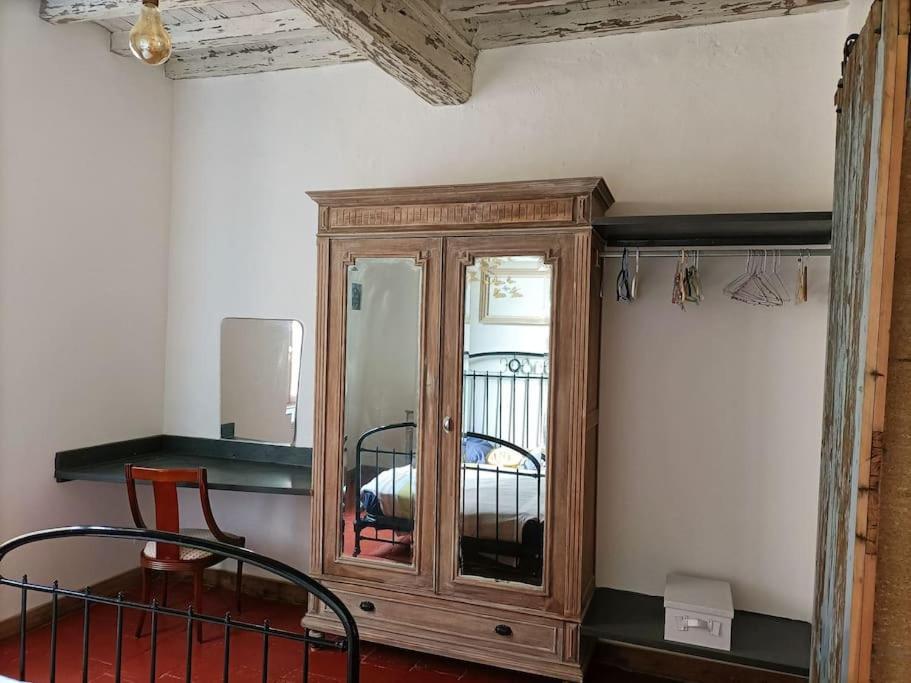 T2 Duplex "Chez Evelyne" Lejlighed Remoulins Eksteriør billede