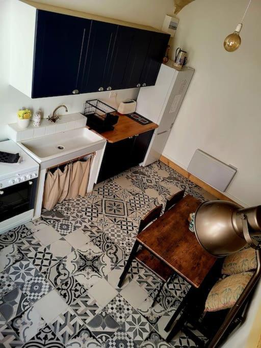 T2 Duplex "Chez Evelyne" Lejlighed Remoulins Eksteriør billede