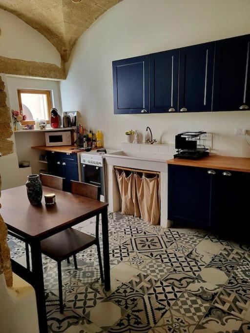 T2 Duplex "Chez Evelyne" Lejlighed Remoulins Eksteriør billede