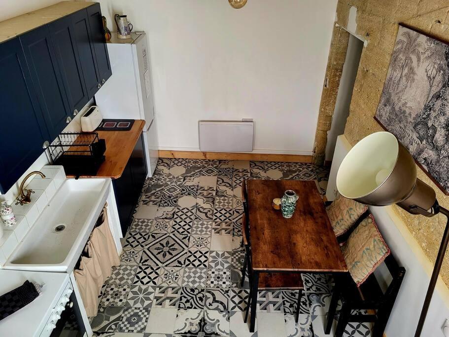 T2 Duplex "Chez Evelyne" Lejlighed Remoulins Eksteriør billede